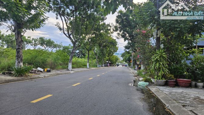 BÁN 2 LÔ  ĐẤT LIỀN NHAU  MẶT ĐƯỜNG AN TƯ CÔNG CHÚA P MỸ AN - 2