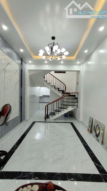 💎 Bán nhà 2,5 tầng trung tâm hồ sen, lê chân, giá 2,1 tỷ- 35m2📕📕 - 1