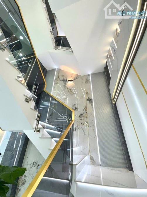 SIÊU PHẨM NHÀ 5 TẦNG – HẺM VIP THÔNG THẠNH XUÂN 25, Q12 – KHU NHÀ ĐẲNG CẤP – 85m² - 7.8 TỶ - 1