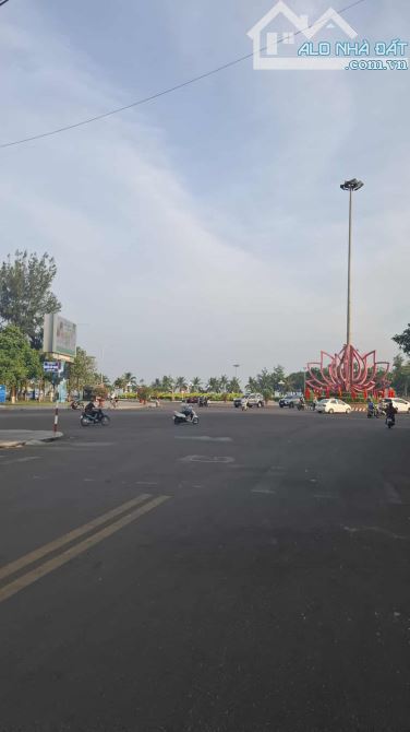 CẦN BÁN ĐẤT DT: 238 M2 RỘNG 12M ĐƯỜNG TRẦN CAO VÂN-  TP QUY NHƠN - 1