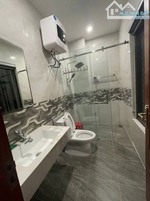 Bán nhà 4 tầng tại Hồ Sem , Lê Chân giá 3 ty 890 - 1
