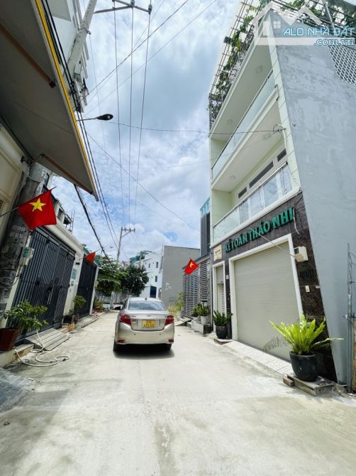 BÁN ĐẤT - 2 MẶT TIỀN - HẺM 6M - 5.5 x 15 - GIÁ CHỈ 3.9 TỶ - HÀ HUY GIÁP - Q12 - 1