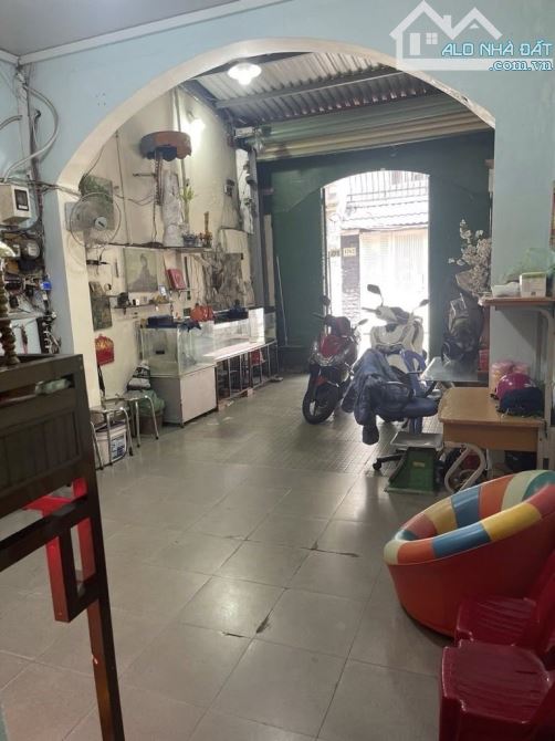 HẺM Ô TÔ KINH DOANH THÔNG TỨ TUNG TRỤC TRẦN HUY LIỆU PHÚ NHUẬN - 1