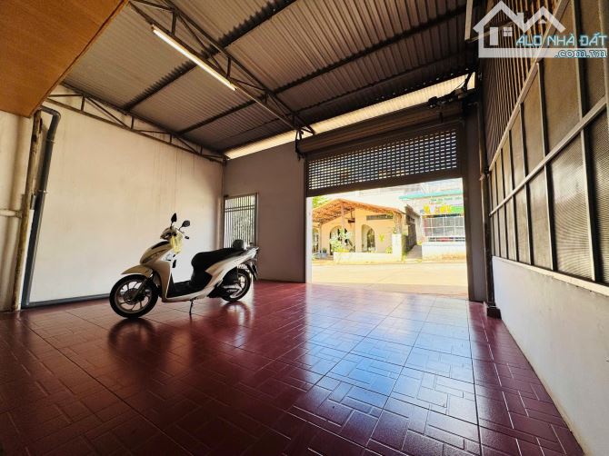 BÁN ĐẤT TẶNG NHÀ MẶT TIỀN ĐƯỜNG Y NUÊ P. EATAM - Loctran - 1