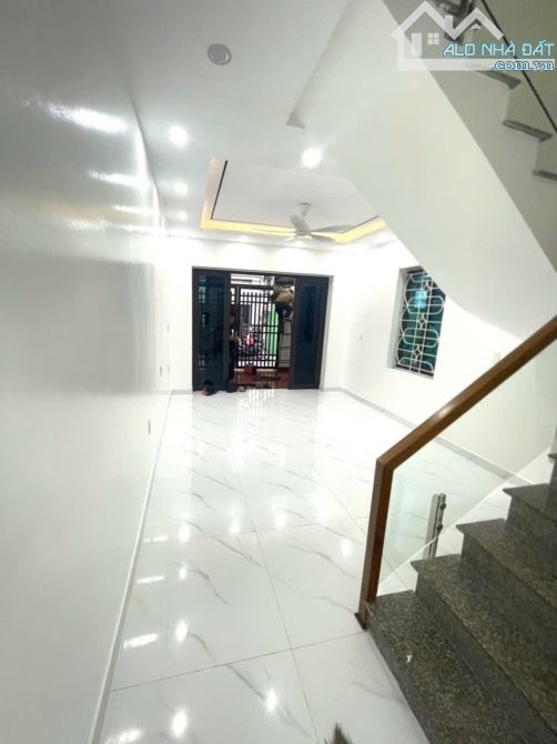Bán căn 2 tầng 64m2 tuyến 2 Cam Lộ, Hồng Bàng. - 1