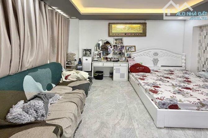 Bán nhà hẻm xe hơi, Hoàng Hoa Thám, Bình Thạnh, 50 m² (4m x 13m) - Giá 12.9 tỷ TL - 1