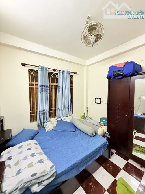 Ngộp bank nặng 4.5 tỷ, phường 8, Quận 11, 3 lầu, 4 phòng ngủ, 6.3 tỷ thương lượng - 1