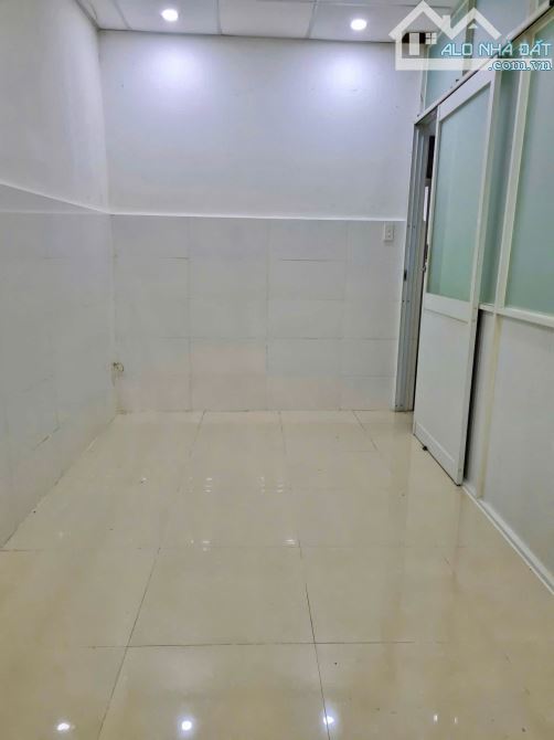Bán gấp Nhà 2 MT hẻm Huỳnh Văn Bánh, 57m², 3 tầng, Phú Nhuận – 9 tỷ - 1