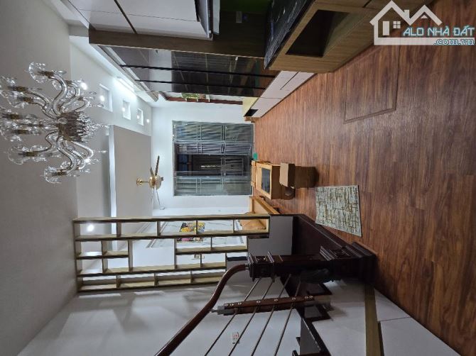 Bán nhà Ngô Thì Nhậm: 35m*4tầng, 3 ngủ, 2 thoáng dân xây, full nội thất, nhỉnh 6tỷ - 1