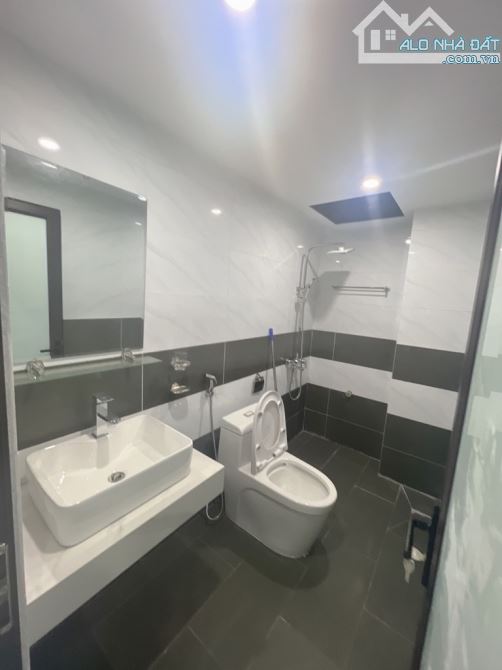 BÁN NHÀ CẦU CỐC - TÂY MỖ - LÔ GÓC - NGÕ THÔNG Ô TÔ - 40M X 5 TẦNG - GIÁ 6,85 TỶ - 1