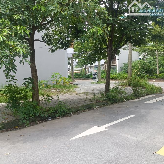 Rẻ nhất khu đô thị Khai Sơn - 94m2 cần bán gấp, 2 mặt đường ô tô tránh, vỉa hè kinh doanh - 1