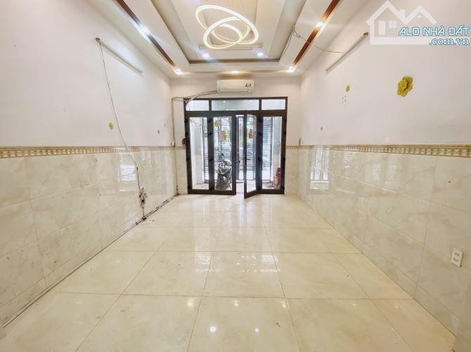 Gò Vấp - 71m2 - 4 Tầng - 4PN - 9 5 tỷ - Hẻm Ôtô - Hoàn công - SHR - 5