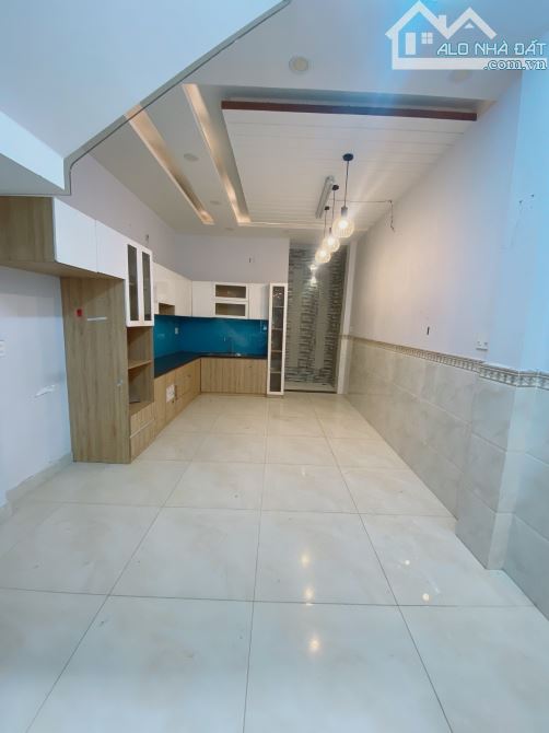 Gò Vấp - 71m2 - 4 Tầng - 4PN - 9.5 tỷ - Hẻm nhựa 6m- Hoàn công - SHR - 1