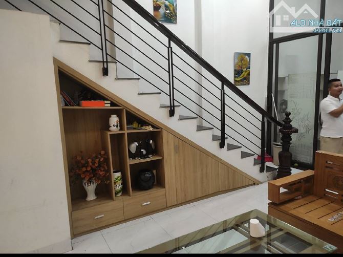 Cần bán gấp nhà phố Ô Cách, Long Biên 86m, 4 tầng, mặt tiền 4.5m, giá 16.8 tỷ. - 1