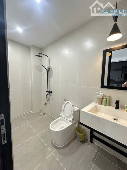 Bán Homestay Xây Mới 1 Trệt 4 Lầu Đường Nội Bộ Hồ Quý Ly 83M2 (4.65x18) - Giá: 15.7Tỷ - 1