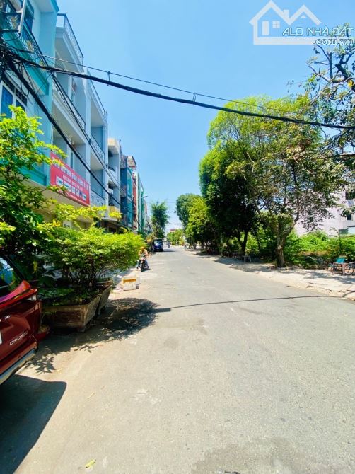 BÁN NHÀ MẶT TIỀN KHU TÊN LỬA 64m2 2 LẦU - CHỈ 6.3 TỶ TL. - 1