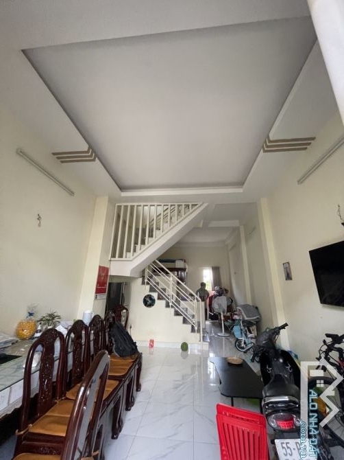 BÁN NHÀ 2 TẦNG- Ô TÔ ĐỖ CỬA- VÕ VĂN HÁT- Q9- TP THỦ ĐỨC - 1