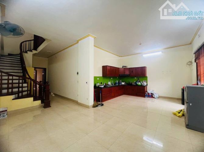 Phố Xốm Hà Đông mặt ngõ ô tô qua, gần phố xây CCMN quá đẹp 3 tăng 87m chỉ 11.3 tỷ - 1