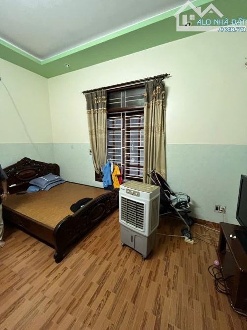 Bán nhà 3 tầng mặt đường Mương An Kim Hải  , DT 205m , Mt 13m chia 3 lô đẹp - 1