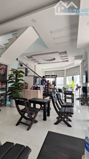 Bán nhà đường Liên Khu 45 - Bình Hưng Hoà B - DT 110m - 2 Tầng - Hẻm 7m Thông - Chỉ 4.x Tỷ - 1