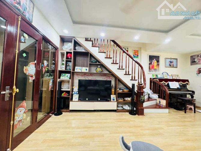 NHÀ 7 TẦNG DÂN XÂY- THANG MÁY - PHÂN LÔ VIP- PHỐ ÔTÔ-FULL NỘI THẤT VIP - KINH DOANH - 1