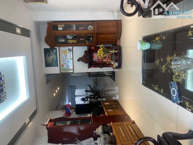 Bán Biệt Thự 4 Lầu . Lê Văn Thọ . Gò Vấp . Hẻm 8m . 7 x18 . Nhỉnh Hơn 17 tỷ - 1