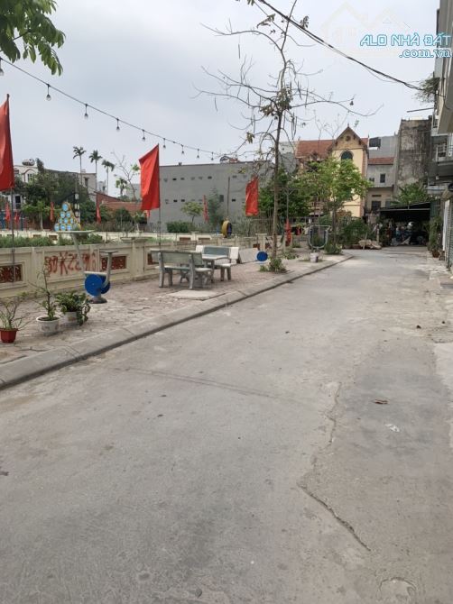 BÁN NHÀ 6 TẦNG THANG MÁY DÂN XÂY , VIEW HỒ , OTO ĐỖ CỔNG , SÁT KDT HINODE KIM CHUNG - 1