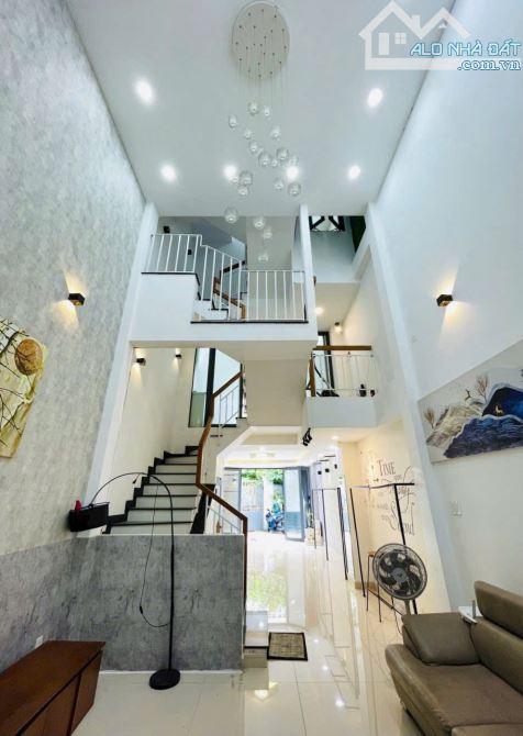 52M² 5Tầng BTCT 4Phòng Ngủ Hẻm Nhựa 5M Xe Hơi Ngủ Nhà - 1