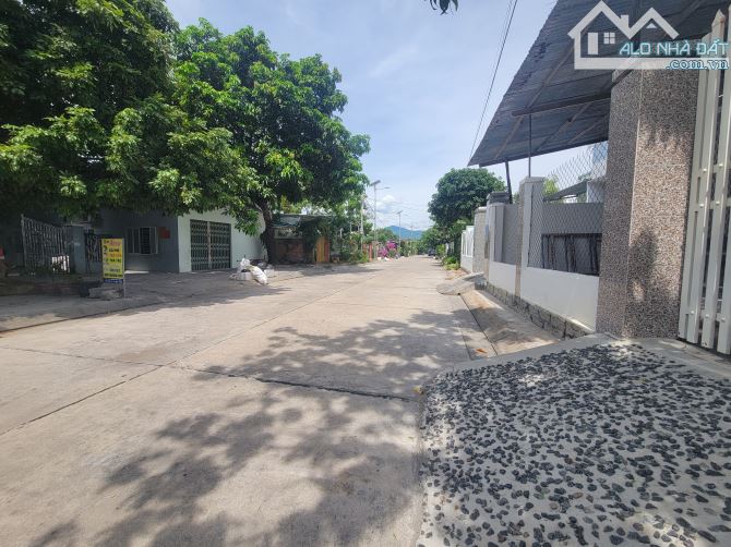 Khu Bàn cờ Cam Đức ngay vòng tròn công viên trung tâm 812m2 - 1