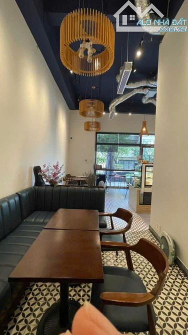 Chính chủ gửi bán shophouse Homyland Riverside Quận 2 đang có HĐ thuê - 1