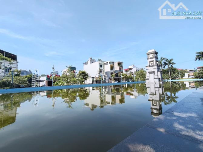 BÁN LÔ ĐẤT VIEW HỒ TRUNG TÂM KINH DOANH BUÔN BÁN SẦM UẤT CHỢ HUYỆN LƯƠNG SƠN - 1