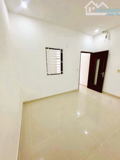 Nh.à Nguyễn Thị Tần – Q8 – 1T2L BTCT – Hẻm 10m KD đỉnh – hơn 8T - 1