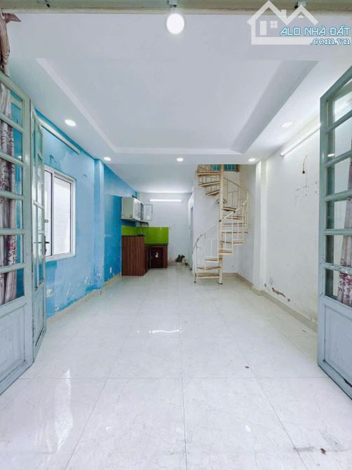 ĐƯỜNG TRƯỚC NHÀ NGANG 4M  DIỆN TÍCH NGANG 3.5 X 6 M... HƠN 2 TỶ - 1