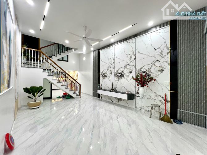 Bán căn 3,5 tầng độc lập xây mới ở Hồ Sen, Lê Chân. - 1