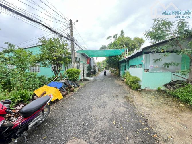 BÁN NỀN MẶT TIỀN ĐƯỜNG NGUYỄN THANH SƠN CÁCH CHỢ RẠCH CAM BÙI HỮU NGHĨA CHỈ 500M - 1