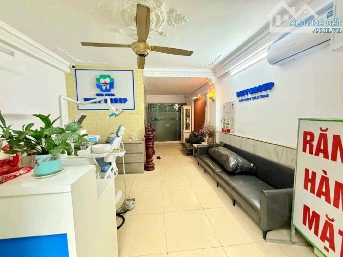 chính chủ bán nhà 5 tầng - vị trí đẹp ô tô vào nhà - 1