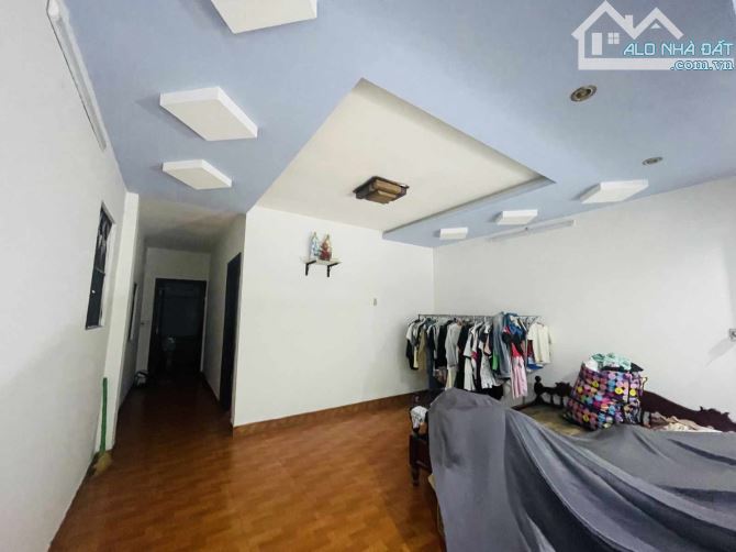 Câcn Bán Nhà  mặt tiền khu sầm uất -  Huỳnh Thị Hai - Quận 12. 🏘️102m2 ngang nở hậu 5m - 1