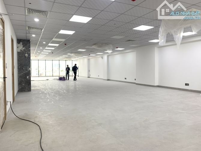 TOÀ VĂN PHÒNG 2200m2 sử dụng tại Lương Định Của An Khánh - 1