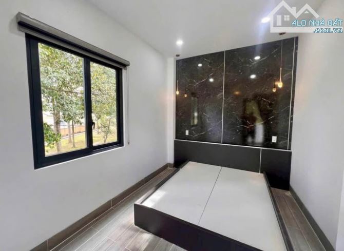 Chủ vỡ nợ Bán gấp căn nhà  lầu, giá 2 tỷ xxx ngay cây xăng 75 đường Đồng Khởi - 1