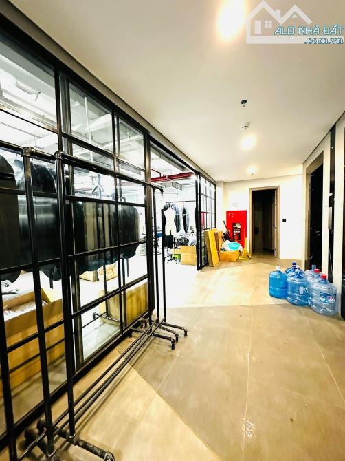 Bán toà nhà văn phòng 8 tầng mặt phố Mễ Trì, Nam Từ Liêm 130m2, MT 9m, 54 tỷ - 1