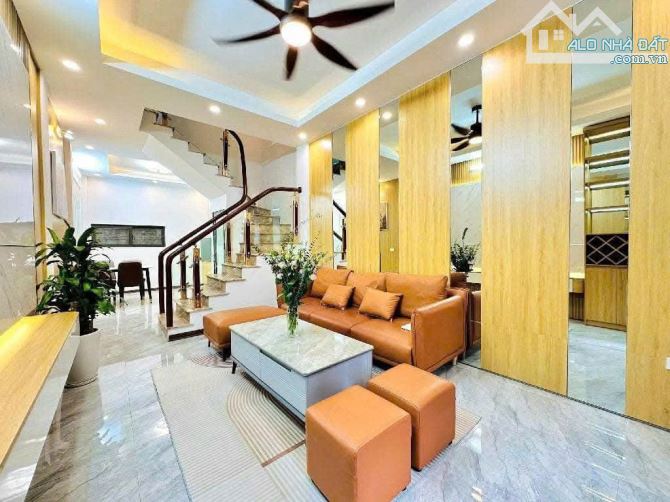 BÁN NHÀ DÂN XÂY - HỌC VIÊN TÀI CHÍNH - DT53M2 - 5 TẦNG - GIÁ 8 TỶ - NGÕ Ô TÔ TRÁNH - - 1