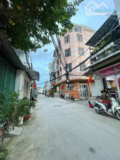 Bán căn góc 2mt hẻm 36 Nguyễn Triệu Luật - 1