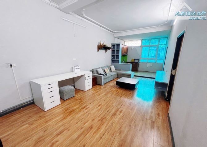 BÁN CĂN HỘ TẬP THỂ TẦNG 3 TẬP THỂ ĐẠI HỌC THUỶ LỢI 80M2  - 3 NGỦ  1 VS - VIEW SÂN CHƠI - G - 1