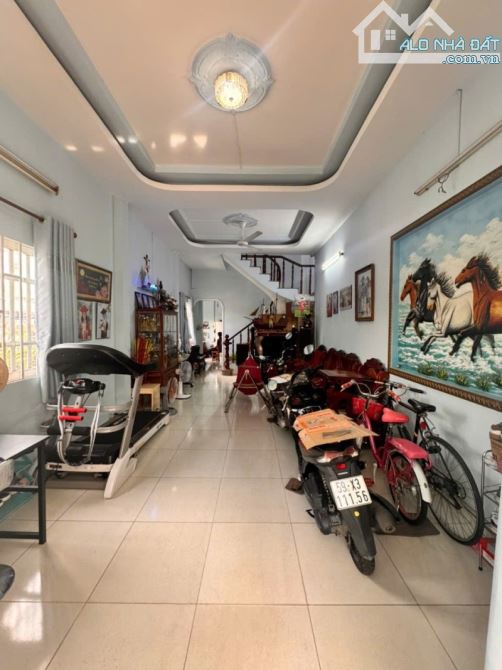 SIÊU PHẨM - ĐƯỜNG NHỰA 6M XE HƠI ĐẬU TRONG NHÀ - 226M2 - FULL TC CHỈ 9 TỎI TL - 1