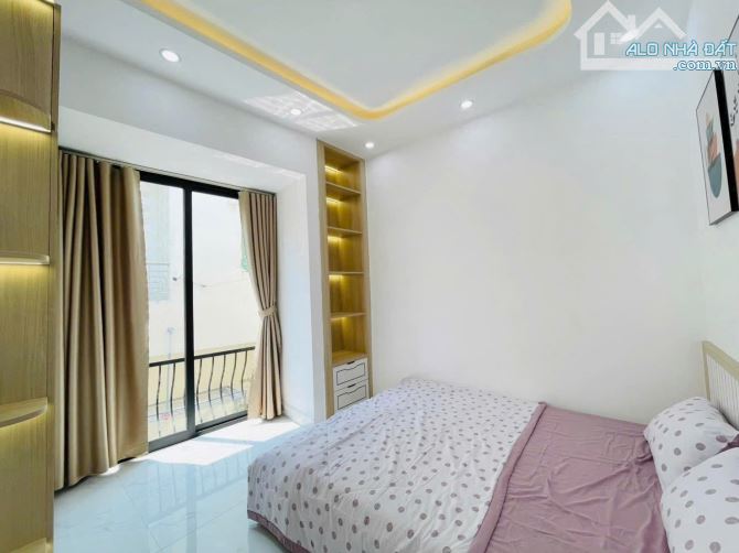 Bán nhà 2 Tầng hẻm 1 xẹt đường Linh Đông - xe hơi vào nhà DT 110m2, SHR giá 7 tỷ. - 1