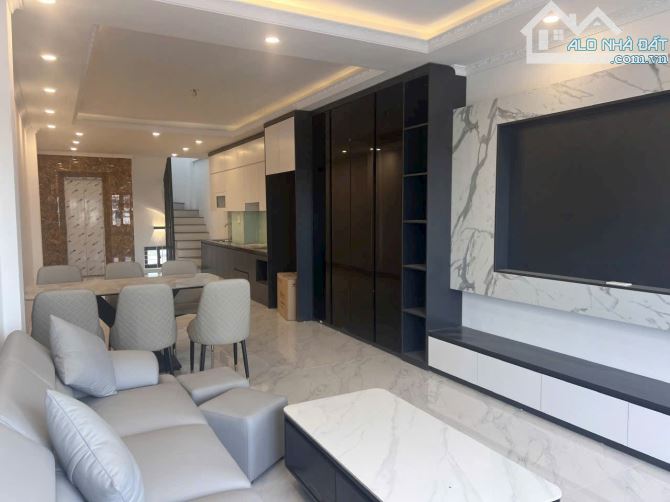 SIÊU PHẨM THẠCH BÀN – VỪA Ở VỪA KINH DOANH – VĂN PHÒNG – THANG MÁY 7 TẦNG - 1
