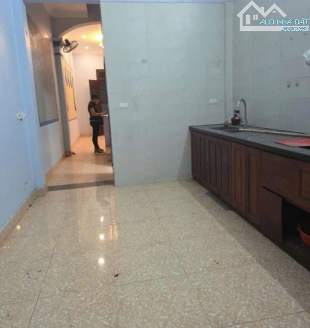 BÁN NHÀ - DIỆN TÍCH 35M2*3 TẦNG  - Ô TÔ ĐỖ CỬA - SÁT NGŨ HIỆP - GIÁ CHỈ 3.85 TỶ - 1