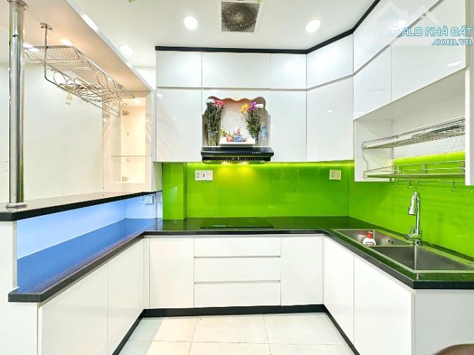 Bán nhà Phú Nhuận, 1 lửng 2 lầu hẻm Nguyễn Công Hoan - 1