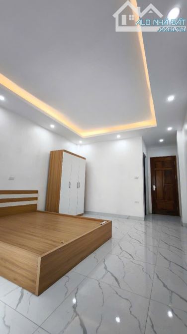 NHÀ ĐẸP, VỀ Ở NGAY, 3 GÁC ĐỖ CỬA, GẦN Ô TÔ, CẠNH TỔNG CỤC 5, YÊN XÁ TÂN TRIỀU 35 GIÁ 6 TỶ - 1
