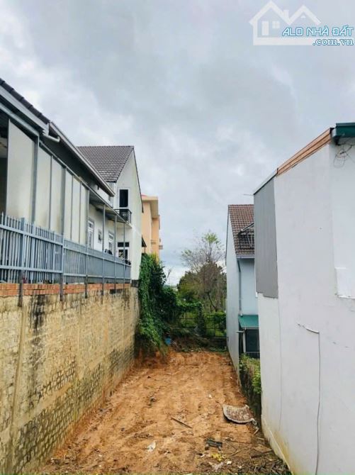 LÔ ĐẤT XÂY DỰNG ĐƯỜNG Ô TÔ ĐÃ CÓ GPXD 6 TẦNG GẦN NGÃ 5 ĐẠI HỌC - 1